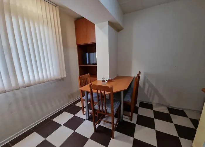 бутиков - тракия Sjoemen